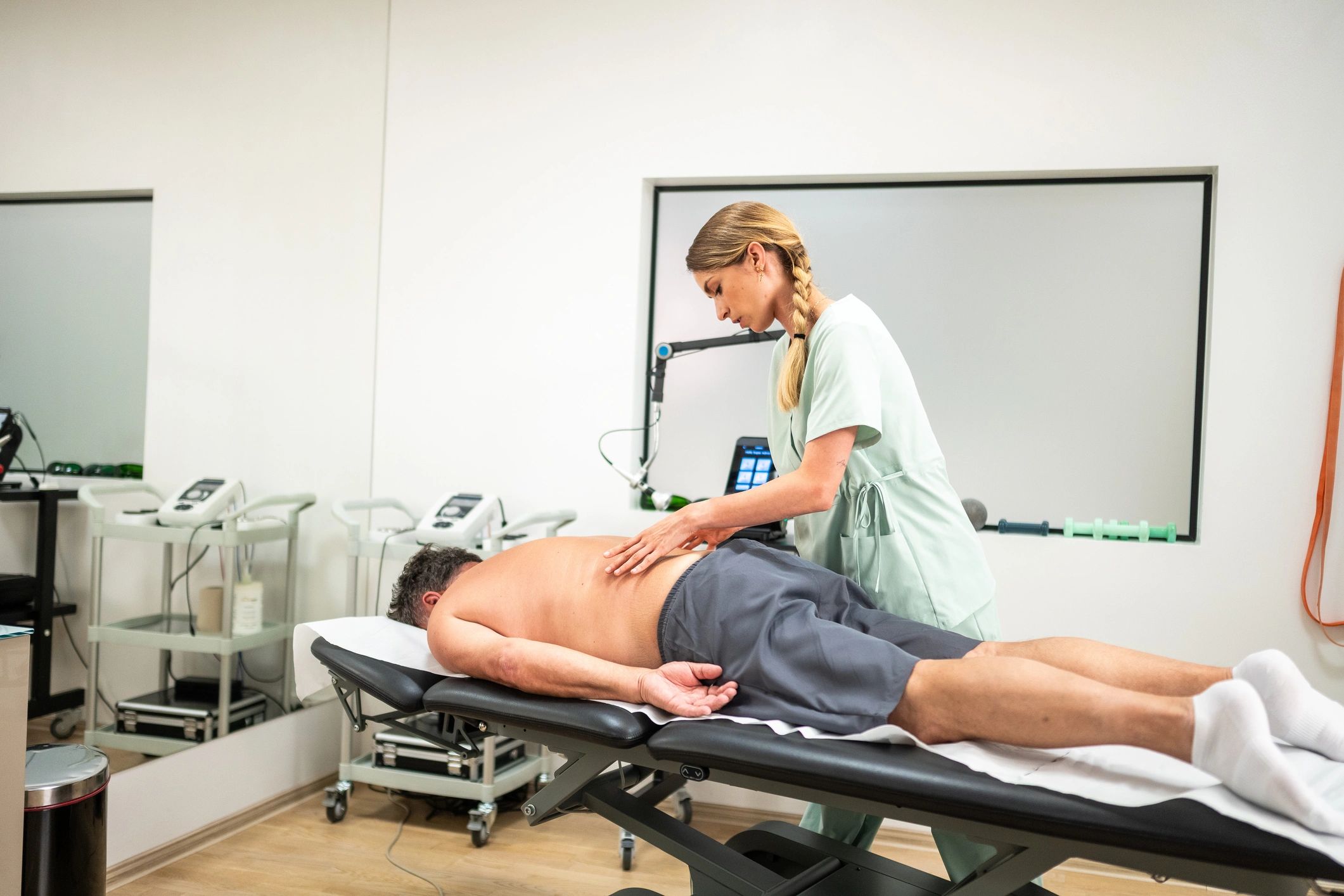 Clinical wellness treatment session focused on recovery and performance